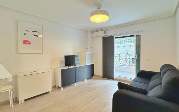 Resale - Apartment / flat - Torrevieja - Torrelamata - La Mata
