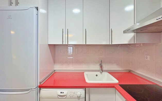 Resale - Apartment / flat - Torrevieja - Torrelamata - La Mata