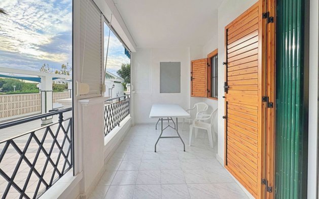 Resale - Apartment / flat - Torrevieja - Torrelamata - La Mata