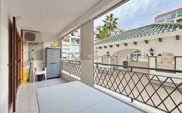 Resale - Apartment / flat - Torrevieja - Torrelamata - La Mata