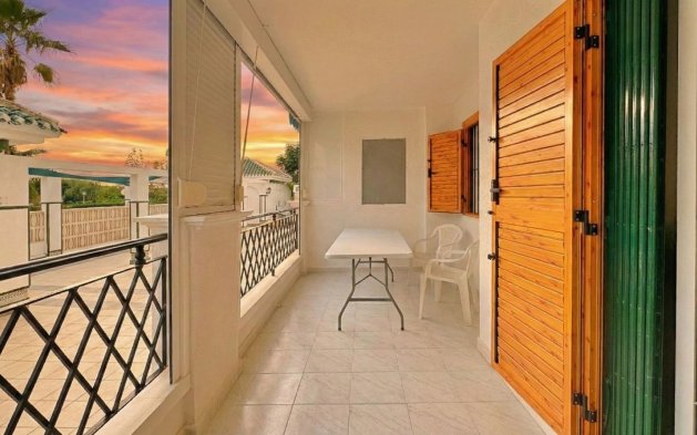 Resale - Apartment / flat - Torrevieja - Torrelamata - La Mata