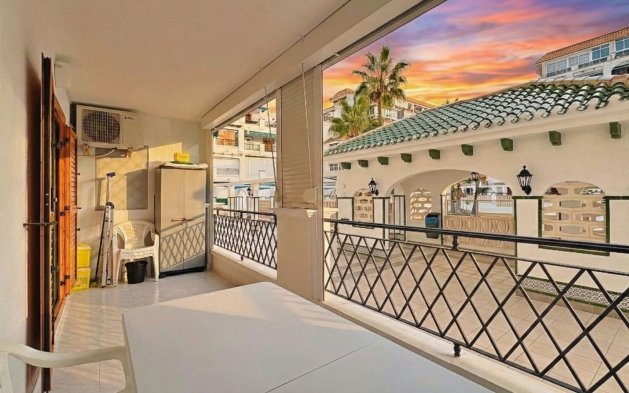 Resale - Apartment / flat - Torrevieja - Torrelamata - La Mata