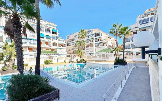 Resale - Apartment / flat - Torrevieja - Torrelamata - La Mata
