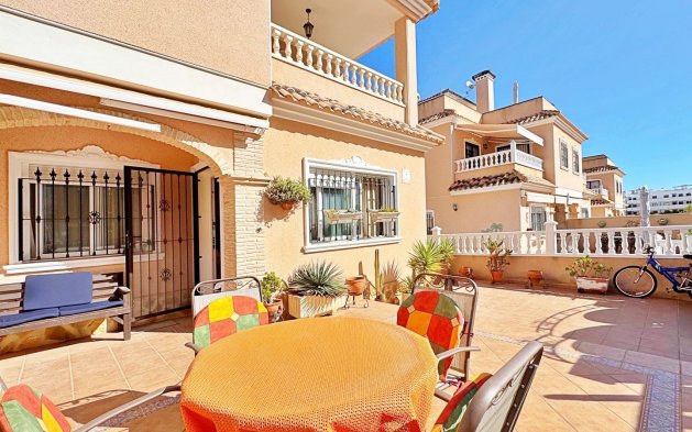 Resale - Townhouse - Orihuela Costa - Villamartín
