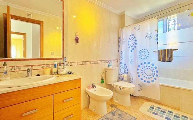 Resale - Townhouse - Orihuela Costa - Villamartín