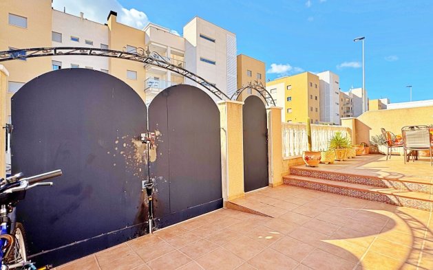 Resale - Townhouse - Orihuela Costa - Villamartín