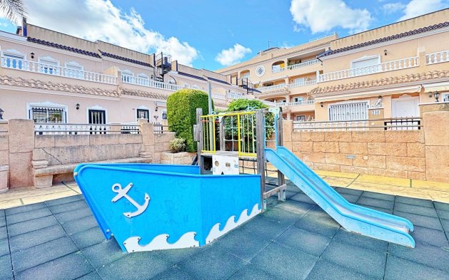 Resale - Townhouse - Orihuela Costa - Villamartín