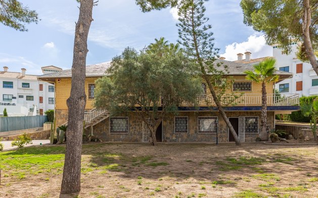 Resale - Villa - Orihuela Costa - Las Filipinas