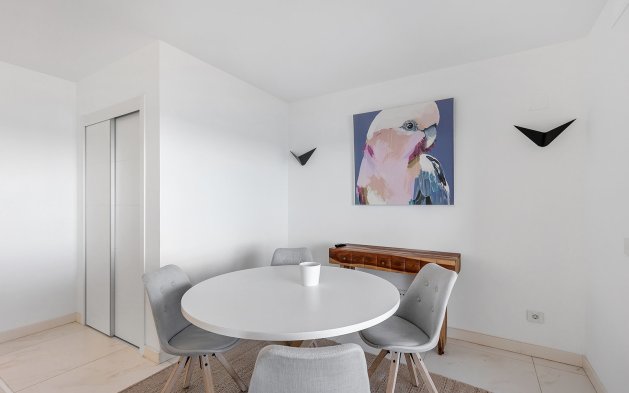 Resale - Apartment / flat - Torrevieja - Punta Prima