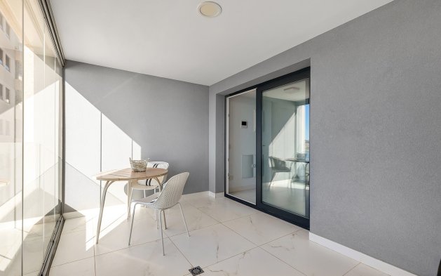 Resale - Apartment / flat - Torrevieja - Punta Prima