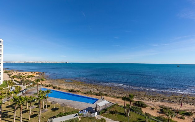 Resale - Apartment / flat - Torrevieja - Punta Prima