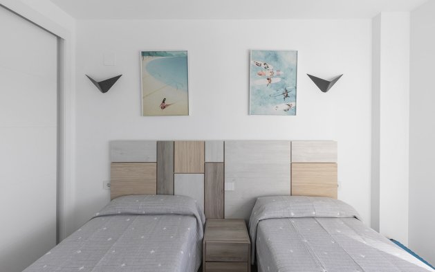 Resale - Apartment / flat - Torrevieja - Punta Prima