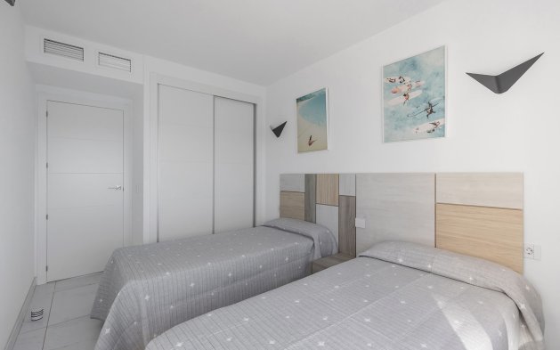 Resale - Apartment / flat - Torrevieja - Punta Prima