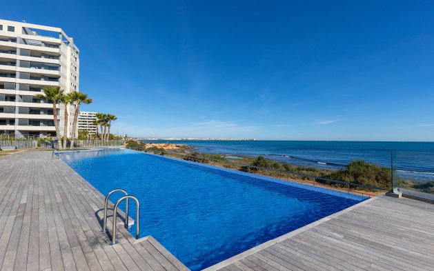 Resale - Apartment / flat - Torrevieja - Punta Prima