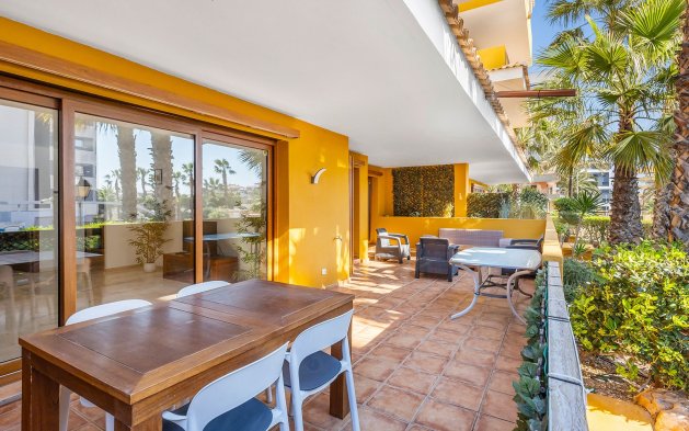 Resale - Apartment / flat - Torrevieja - Punta Prima