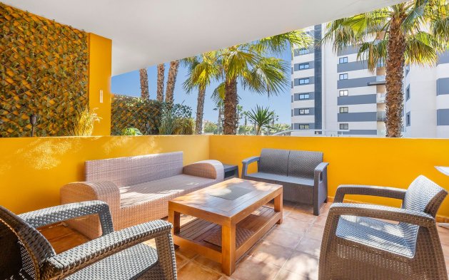 Resale - Apartment / flat - Torrevieja - Punta Prima