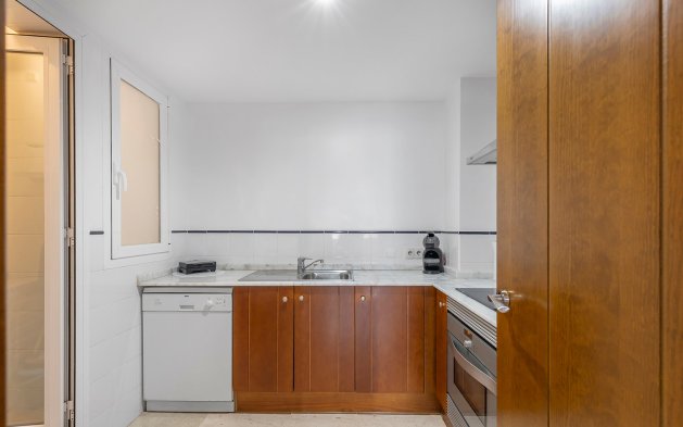 Resale - Apartment / flat - Torrevieja - Punta Prima