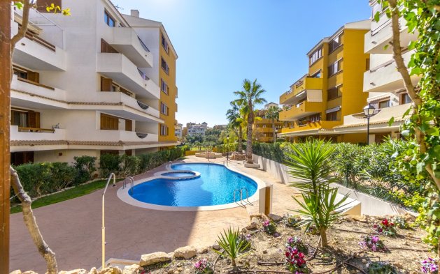 Resale - Apartment / flat - Torrevieja - Punta Prima