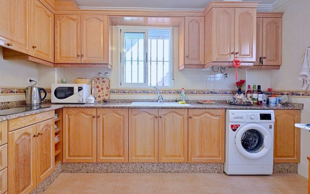 Resale - Villa - Orihuela - Orihuela Costa
