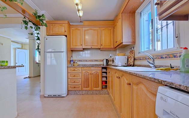 Resale - Villa - Orihuela - Orihuela Costa