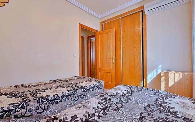 Resale - Villa - Orihuela - Orihuela Costa