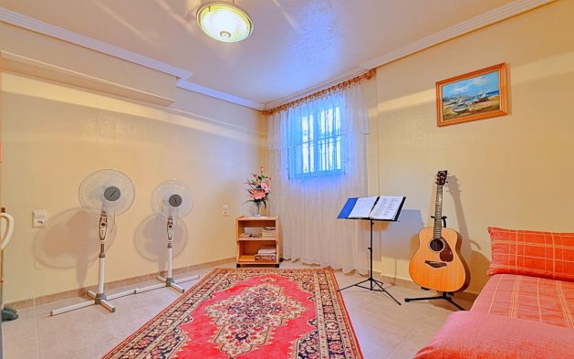 Resale - Villa - Orihuela - Orihuela Costa