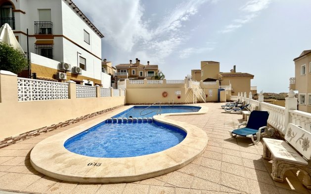 Resale - Villa - Orihuela Costa - Villamartín