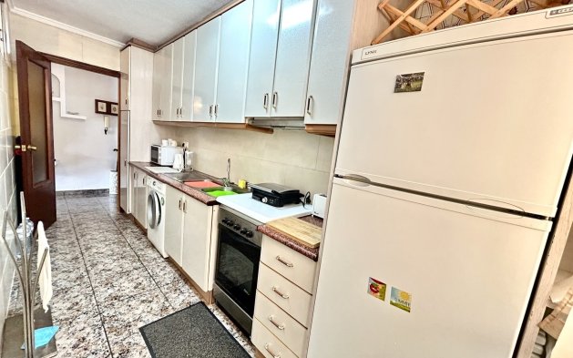 Resale - Apartment / flat - Torrevieja - Punta Prima