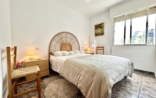 Resale - Apartment / flat - Torrevieja - Punta Prima