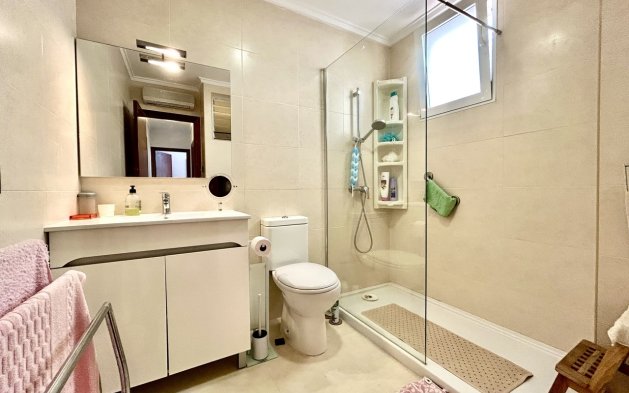 Resale - Apartment / flat - Torrevieja - Punta Prima