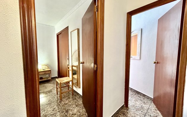 Resale - Apartment / flat - Torrevieja - Punta Prima