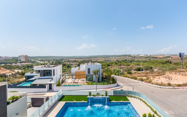 Obra nueva - Villa - Orihuela Costa - Dehesa de Campoamor