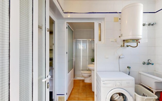 Odsprzedaż - Mieszkanie w bloku - Orihuela Costa - Campoamor