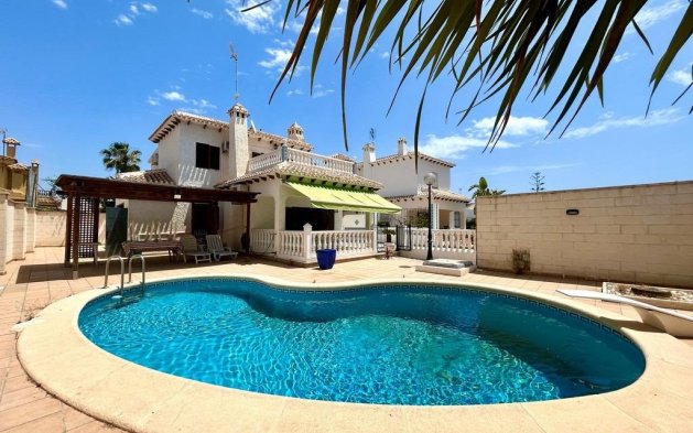 Reventa - Villa - Orihuela Costa - La Zenia