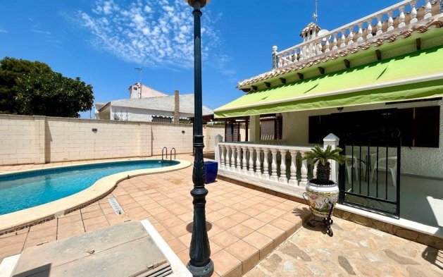 Reventa - Villa - Orihuela Costa - La Zenia