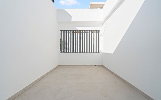 Nowy budynek - Villa - Benidorm