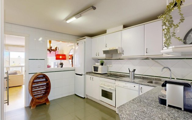 Odsprzedaż - Mieszkanie w bloku - Orihuela Costa - Campoamor