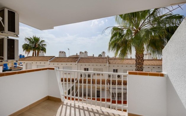 Odsprzedaż - Mieszkanie w bloku - Orihuela Costa - Campoamor