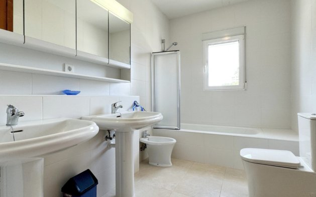 Videresalg - Villa - Orihuela Costa - La Zenia