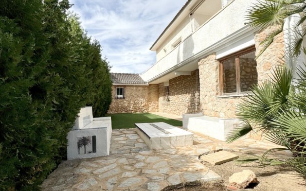 Videresalg - Villa - Orihuela Costa - La Zenia