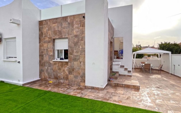 Odsprzedaż - Bungalow - Orihuela Costa - Playa Flamenca