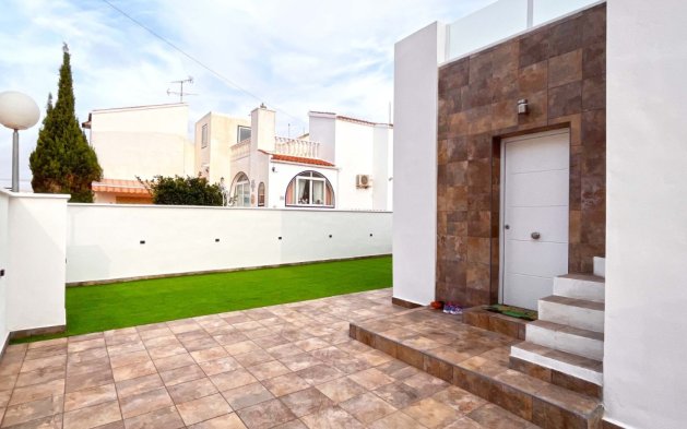 Odsprzedaż - Bungalow - Orihuela Costa - Playa Flamenca