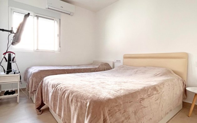 Odsprzedaż - Bungalow - Orihuela Costa - Playa Flamenca