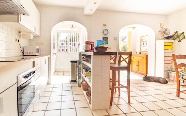 Resale - Villa - Orihuela Costa - Cabo Roig