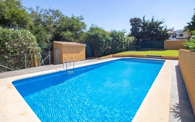 Resale - Villa - Orihuela Costa - Cabo Roig