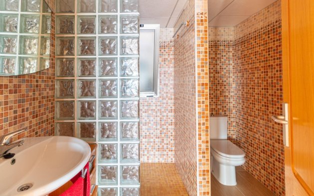 Resale - Apartment / flat - Torrevieja - Playa de los Locos