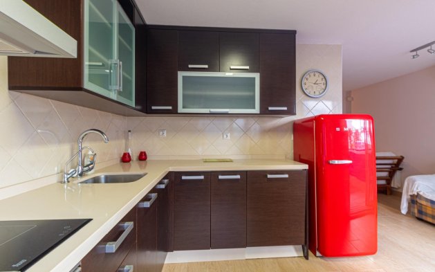 Resale - Apartment / flat - Torrevieja - Playa de los Locos