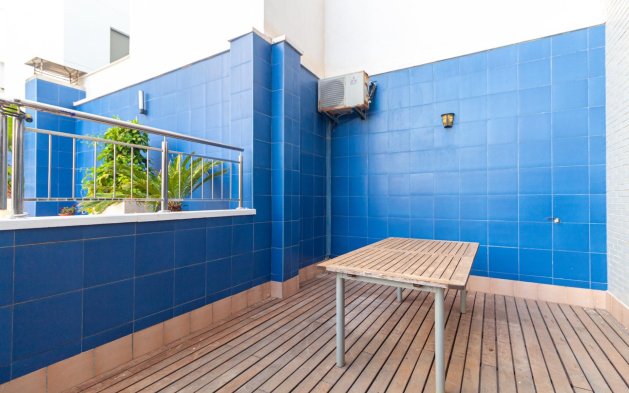 Resale - Apartment / flat - Torrevieja - Playa de los Locos
