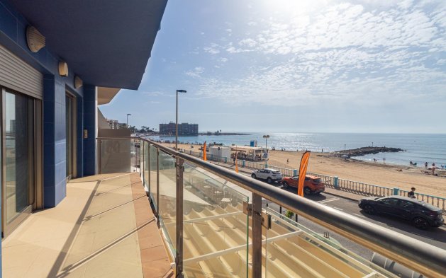 Resale - Apartment / flat - Torrevieja - Playa de los Locos