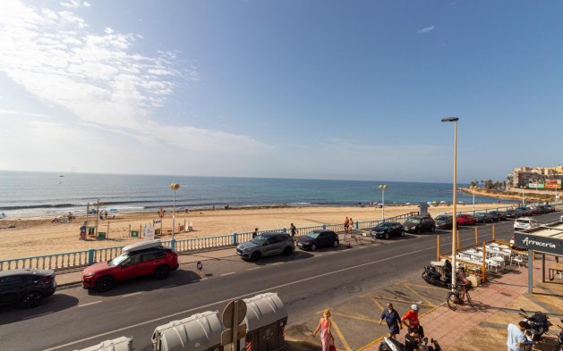 Resale - Apartment / flat - Torrevieja - Playa de los Locos